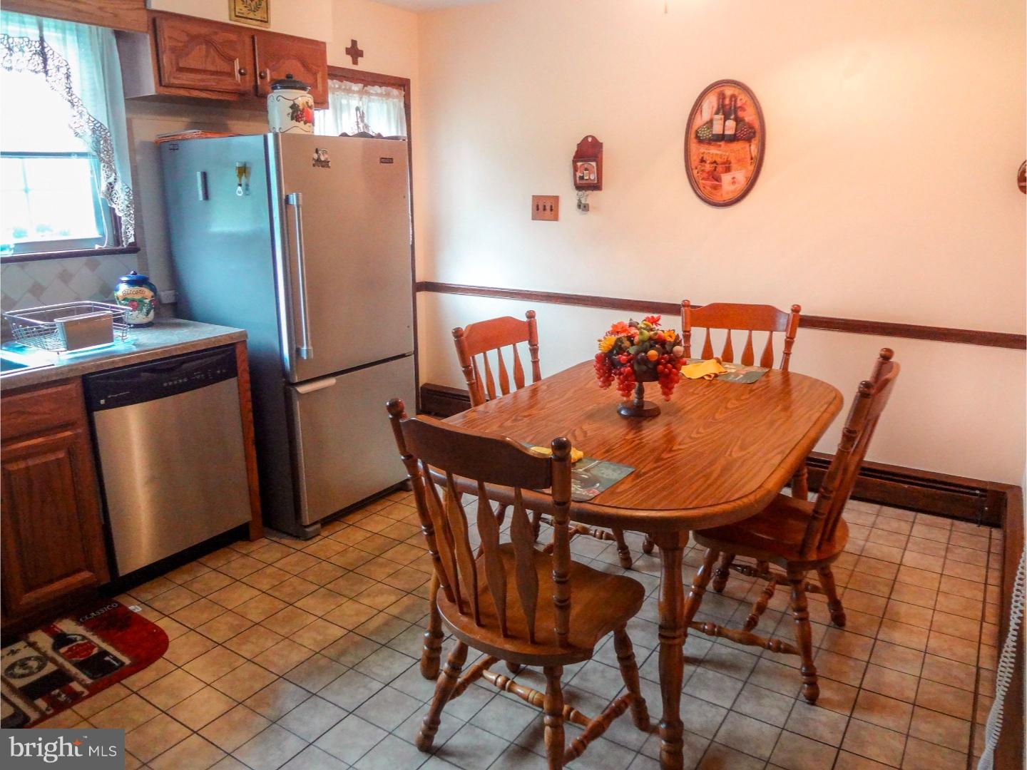 1263 Leedom Road Havertown, PA 19083 - Photo 6 of 21