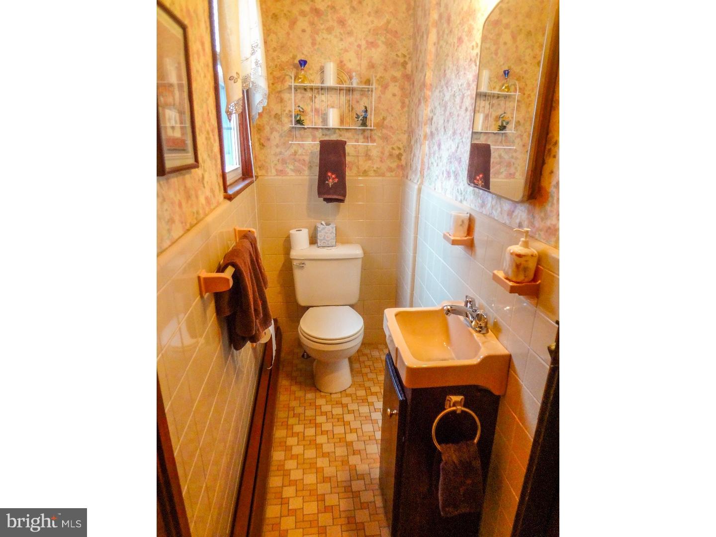 1263 Leedom Road Havertown, PA 19083 - Photo 7 of 21