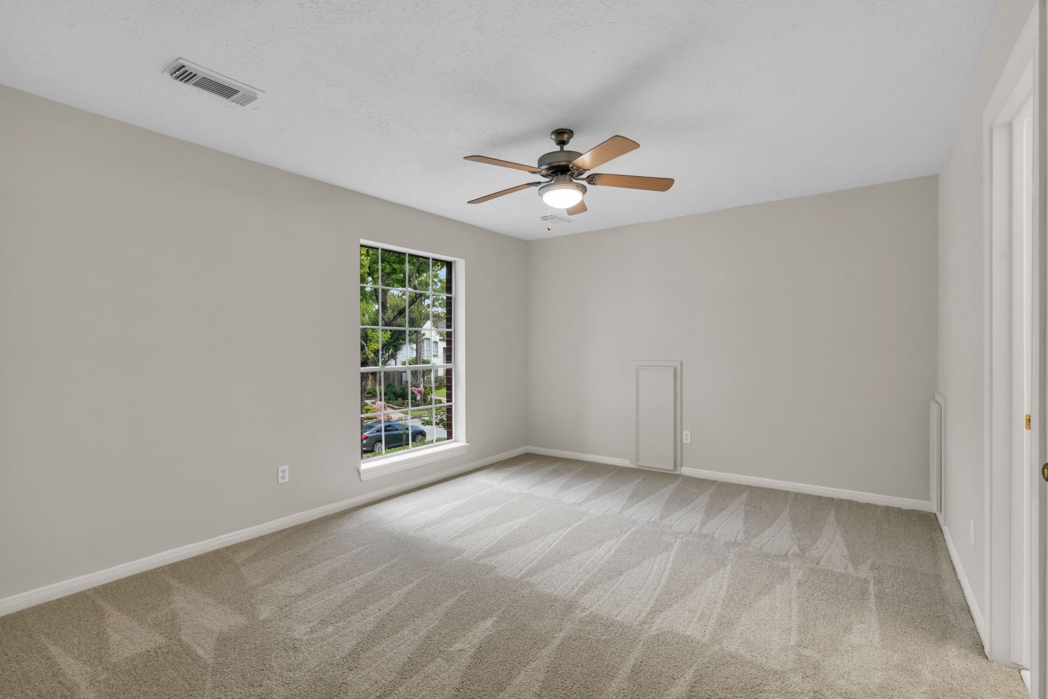 17302 Chagall Lane Spring, TX 77379 - Photo 28 of 44 Third bedroom