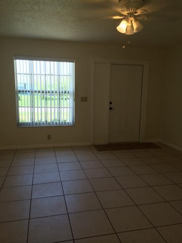 1018 Anglers Way Jupiter, FL 33458 - Photo 4 of 15 IMG_1029
