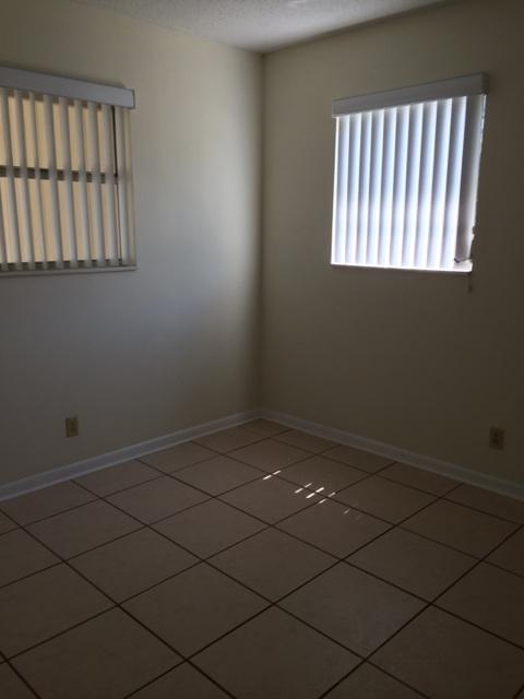 1018 Anglers Way Jupiter, FL 33458 - Photo 8 of 15 IMG_1033