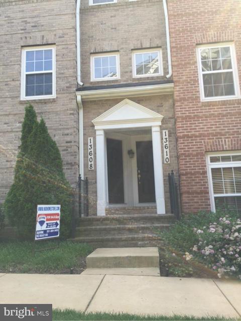 13608 Dover Cliffs Place Germantown, MD 20874 - Photo 2 of 26 a front view of a house