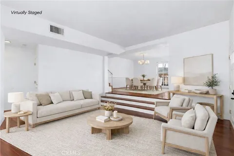 $1,150,000 | 1515 Artesia Boulevard, Unit 2, Manhattan Beach, CA 90266