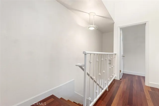 $1,250,000 | 1515 Artesia Boulevard, Unit 2, Manhattan Beach, CA 90266