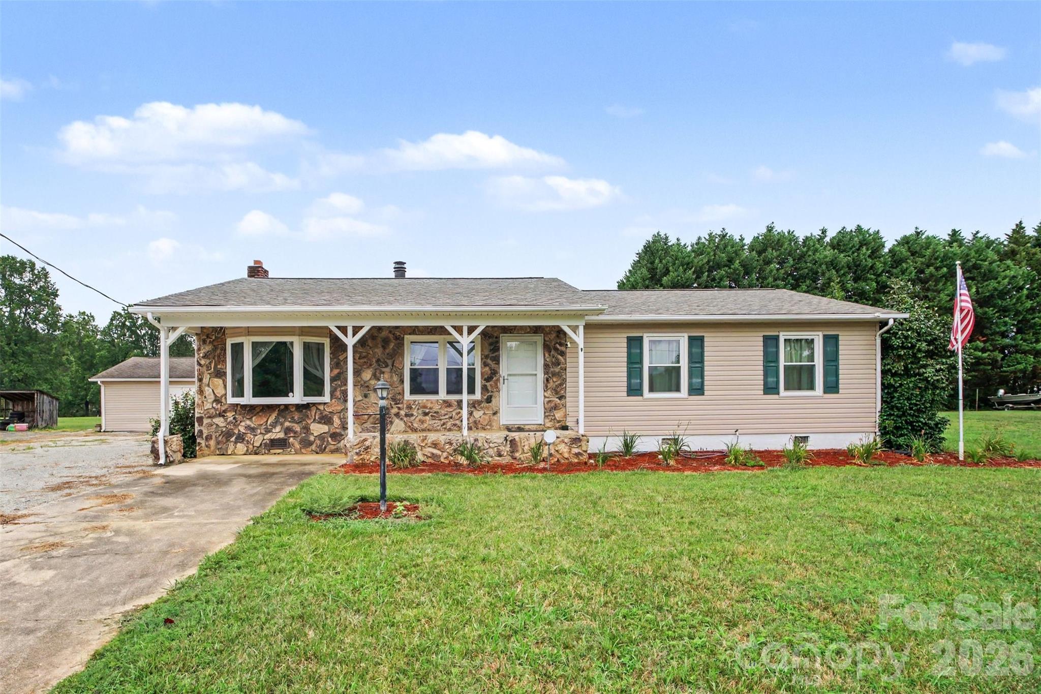 155 Park Villa Road Salisbury, NC 28146 - Photo 3 of 37