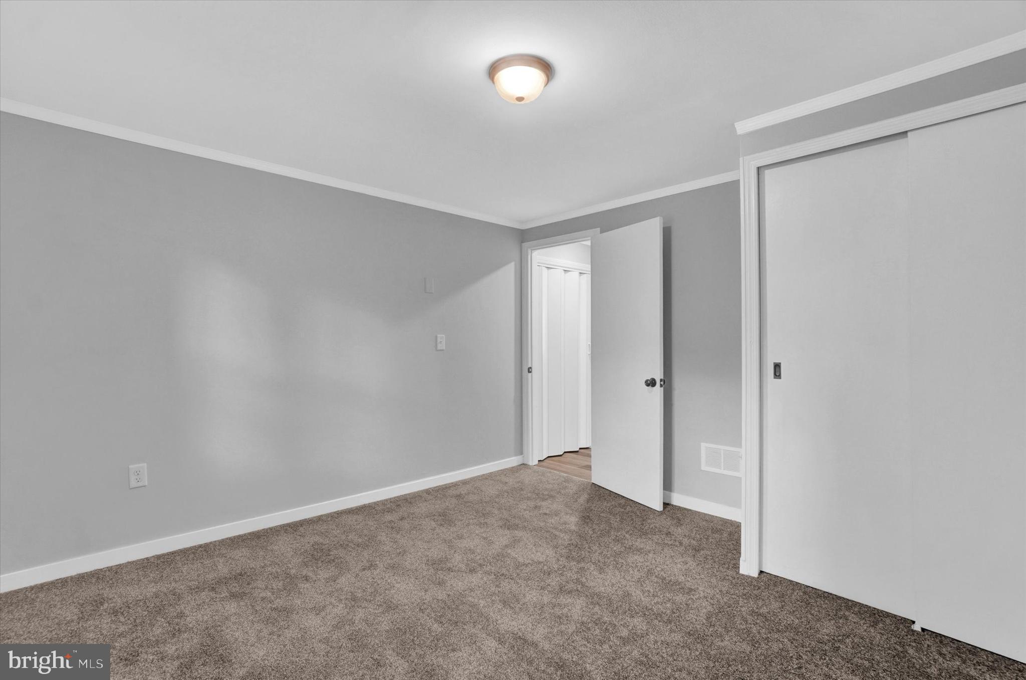 2630 Oakland Road Dover, PA 17315 - Photo 16 of 32 Gallery Image 16