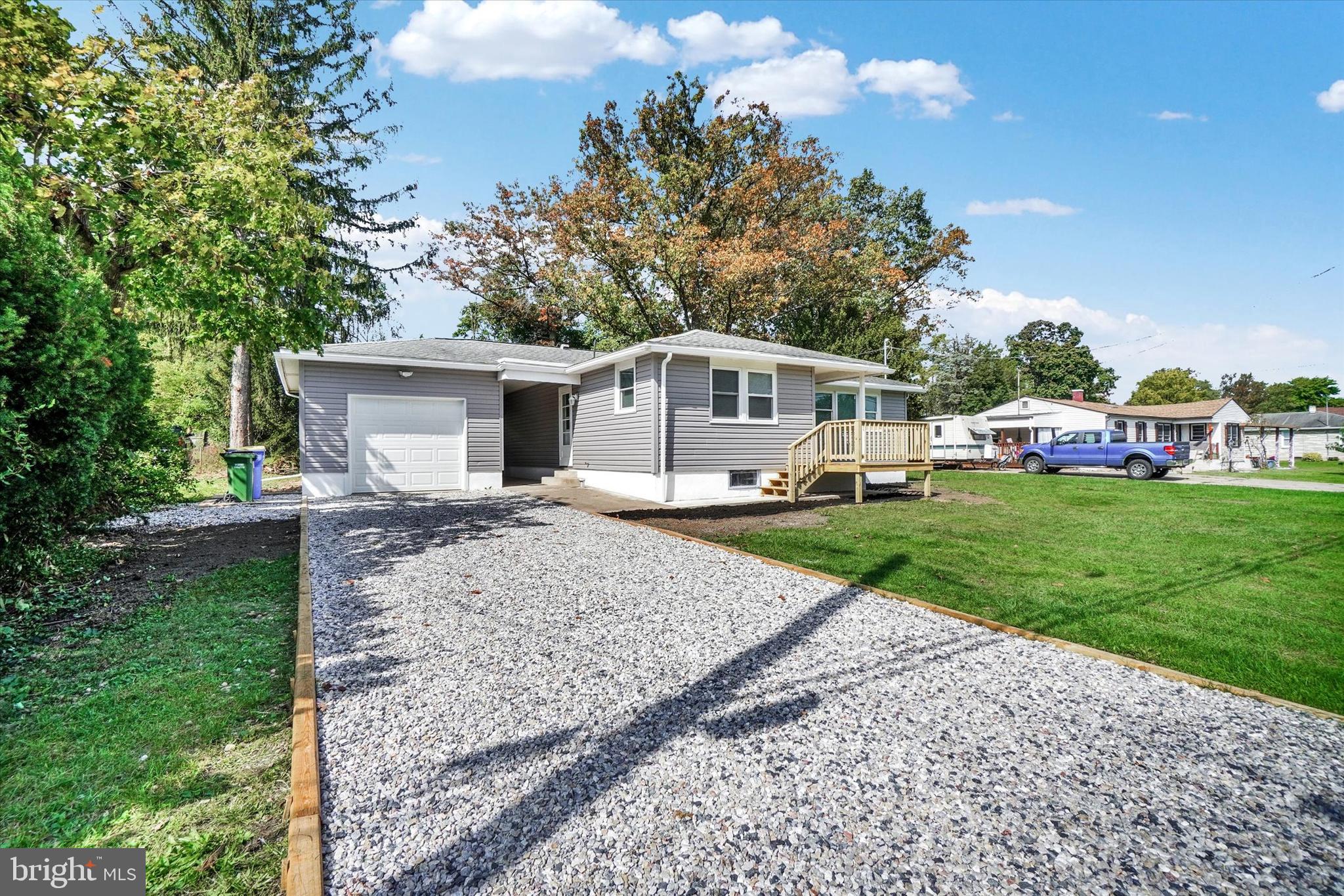 2630 Oakland Road Dover, PA 17315 - Photo 6 of 32 Gallery Image 6