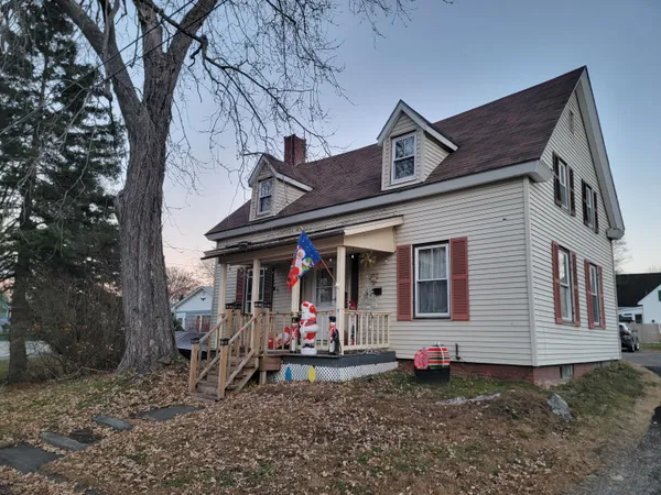 $140,000 | 16 Downes Street, Calais, ME 04619