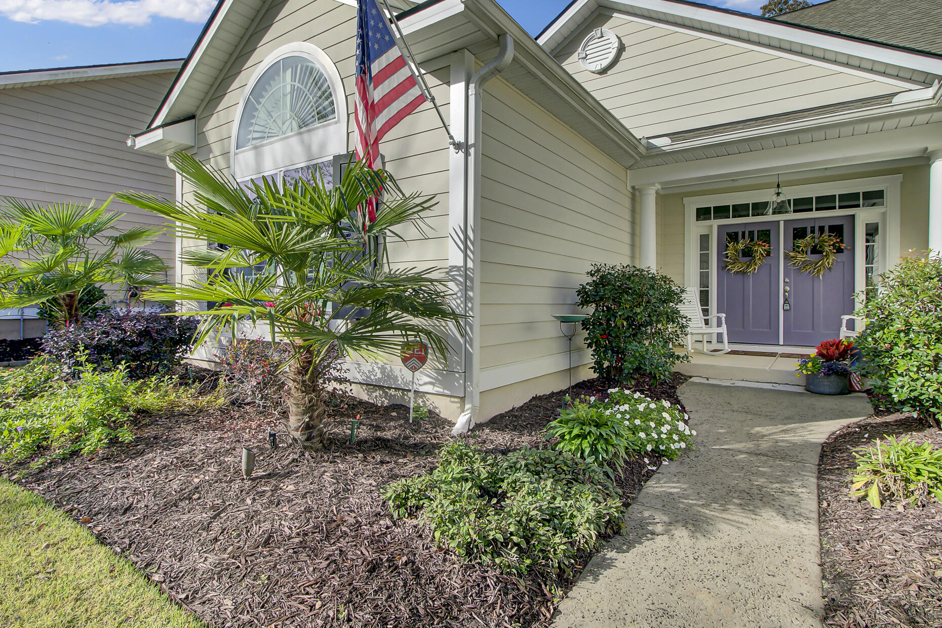 123 Phoebe Road Summerville, SC 29483 - Photo 3 of 44 (4)
