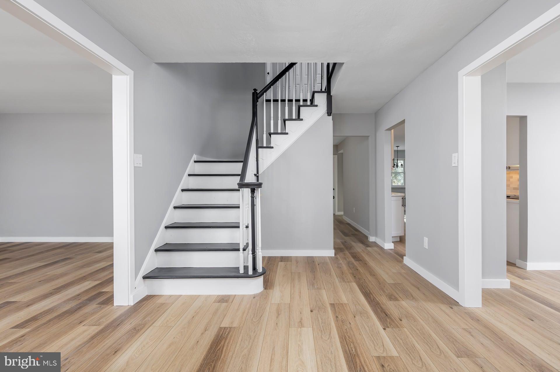 44 Cranford Road Blackwood, NJ 08012 - Photo 4 of 22