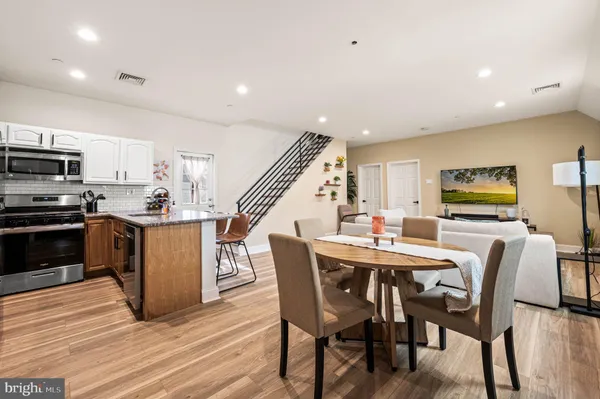 $434,900 | 213 Roxborough Avenue, Philadelphia, PA 19128