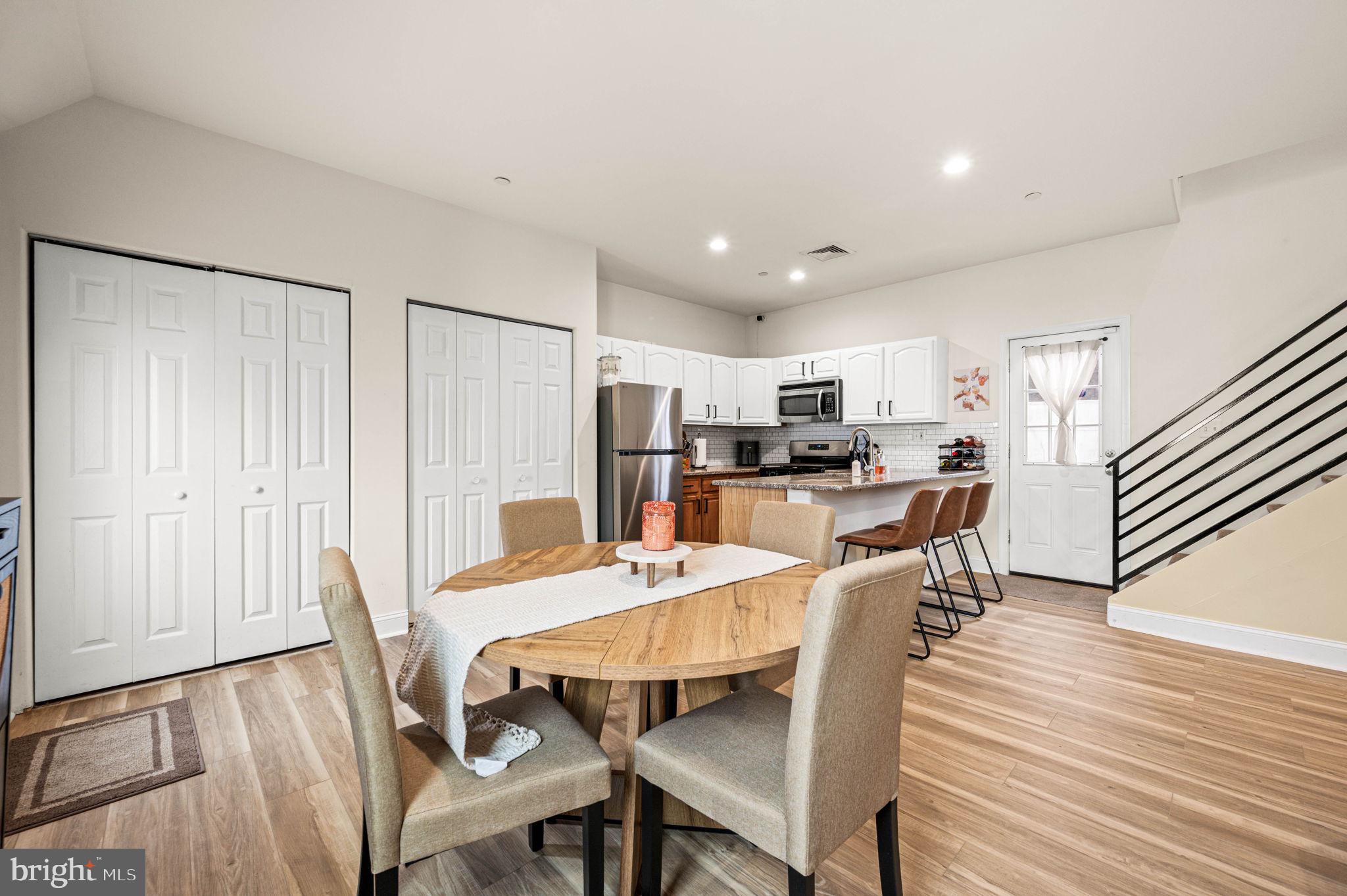 213 Roxborough Avenue Philadelphia, PA 19128 - Photo 4 of 23