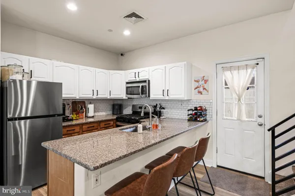 $434,900 | 213 Roxborough Avenue, Philadelphia, PA 19128