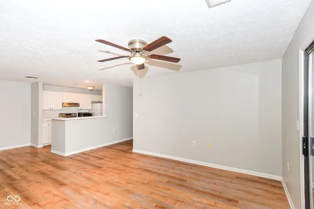 $174,900 | 8820 Yardley Court, Unit 205, Indianapolis, IN 46268