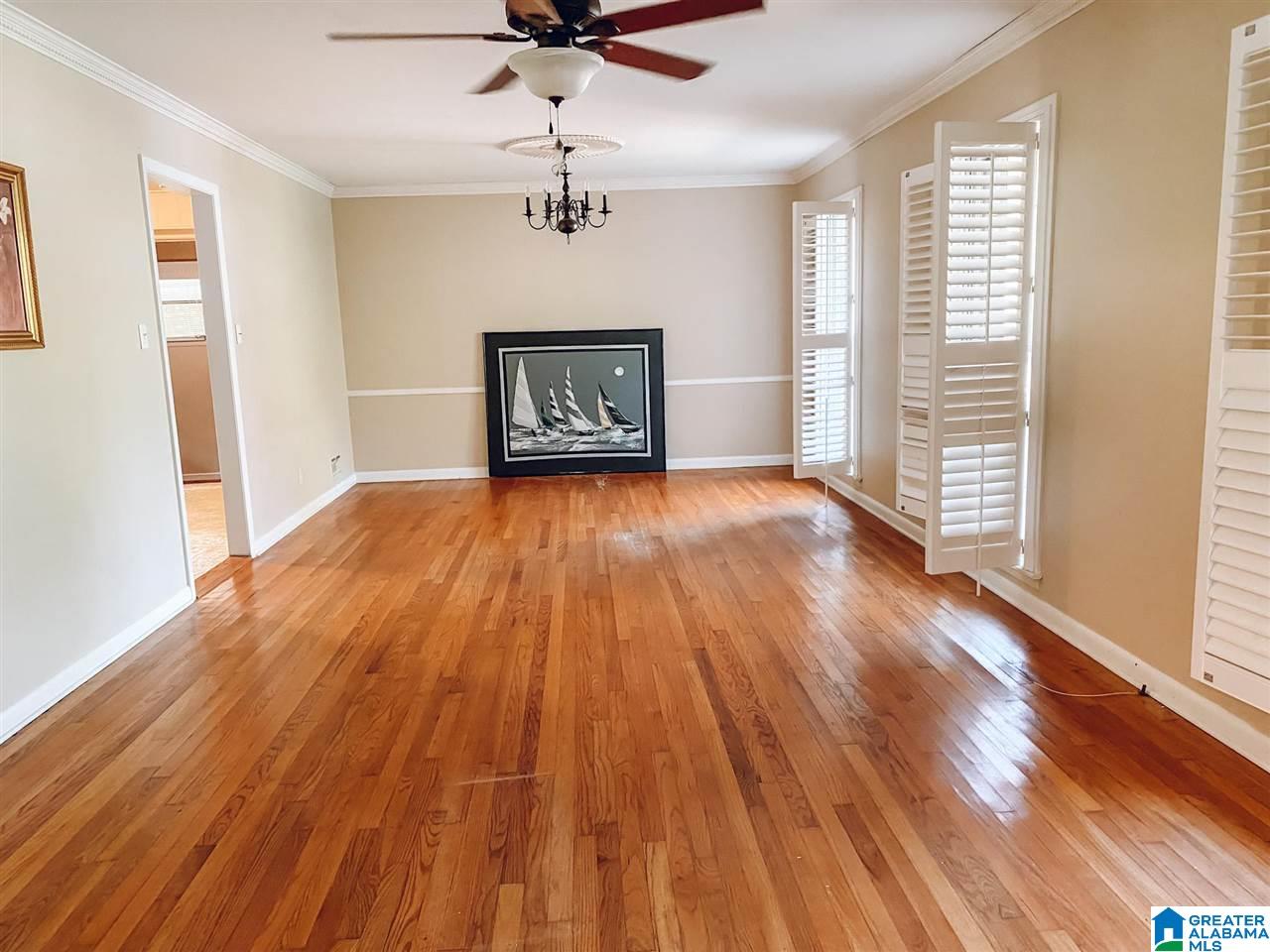 316 Crestview Road Anniston, AL 36207 - Photo 3 of 20