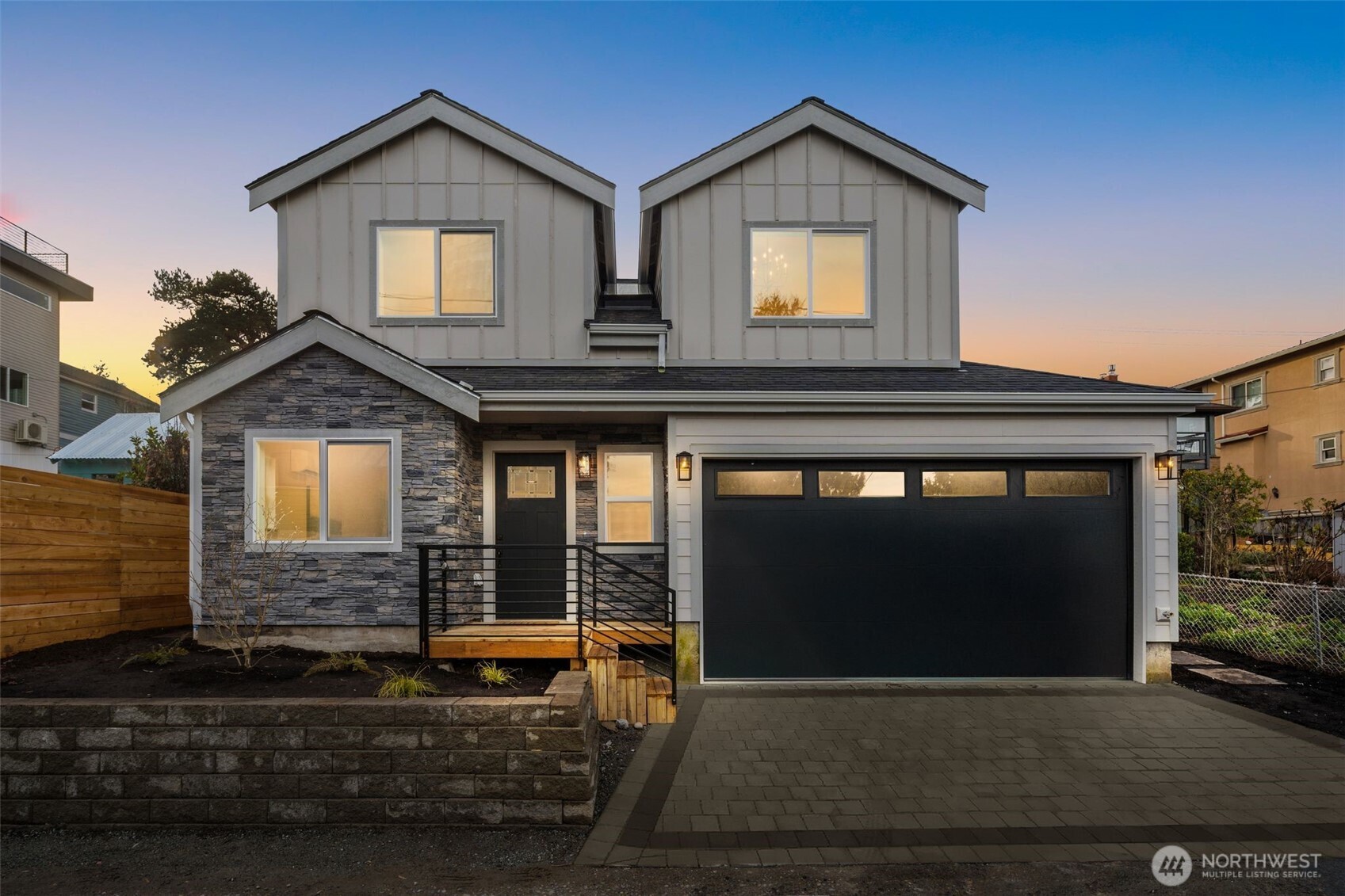 2330 17th Avenue South Seattle, WA 98144 - Photo 1 of 33