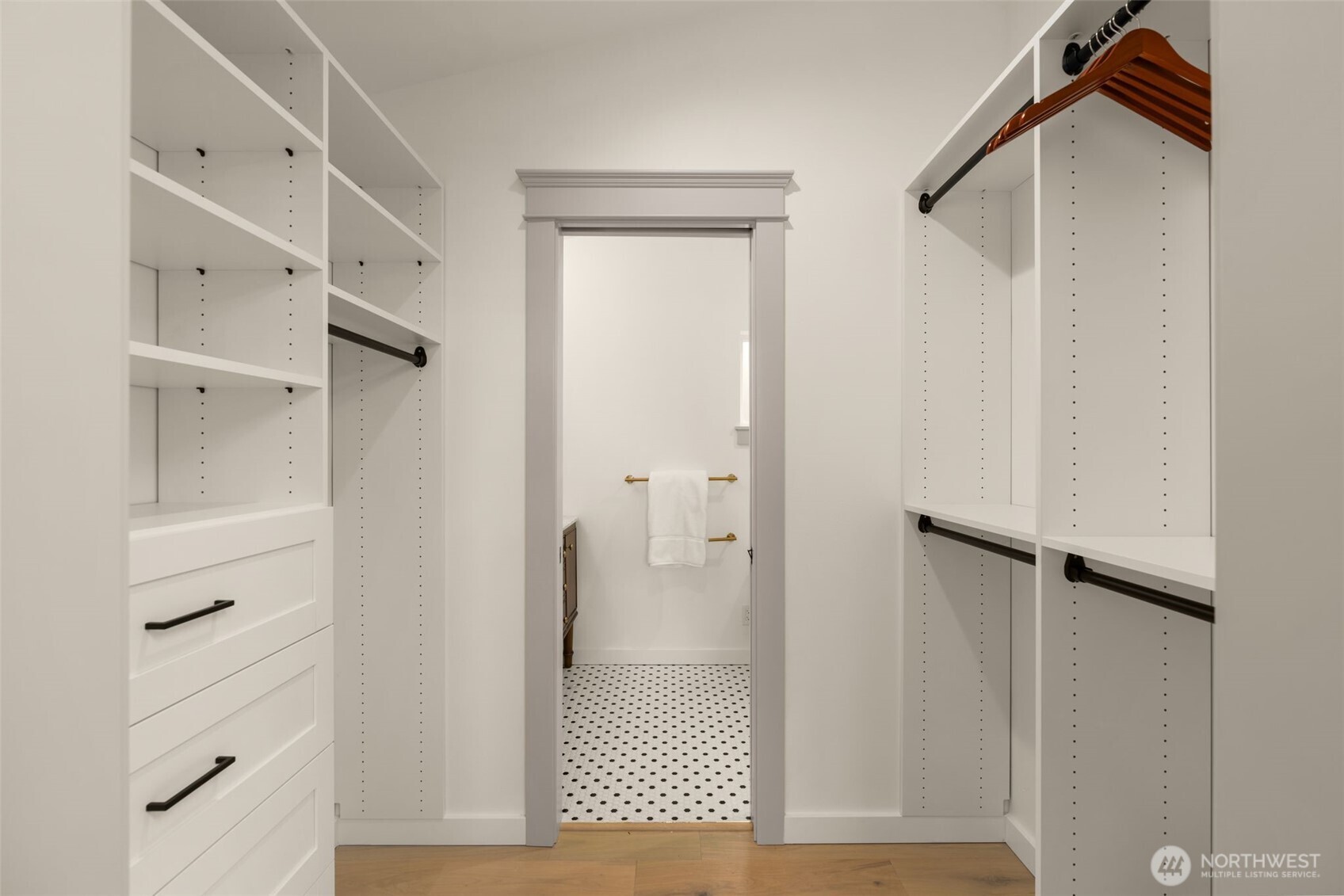 2330 17th Avenue South Seattle, WA 98144 - Photo 17 of 33