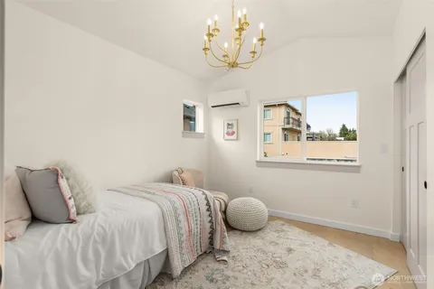 $825,000 | 2330 17th Avenue South, Seattle, WA 98144