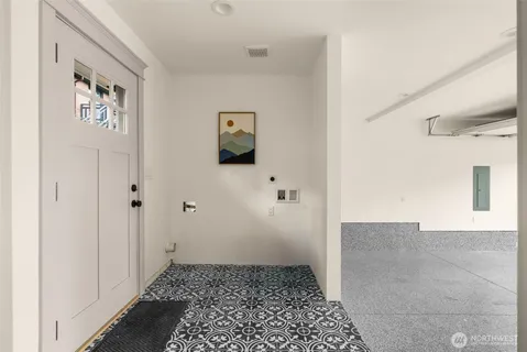 $825,000 | 2330 17th Avenue South, Seattle, WA 98144