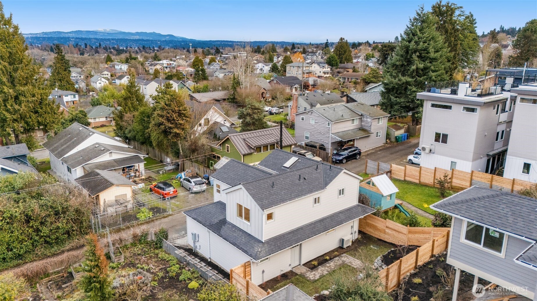 2330 17th Avenue South Seattle, WA 98144 - Photo 30 of 33