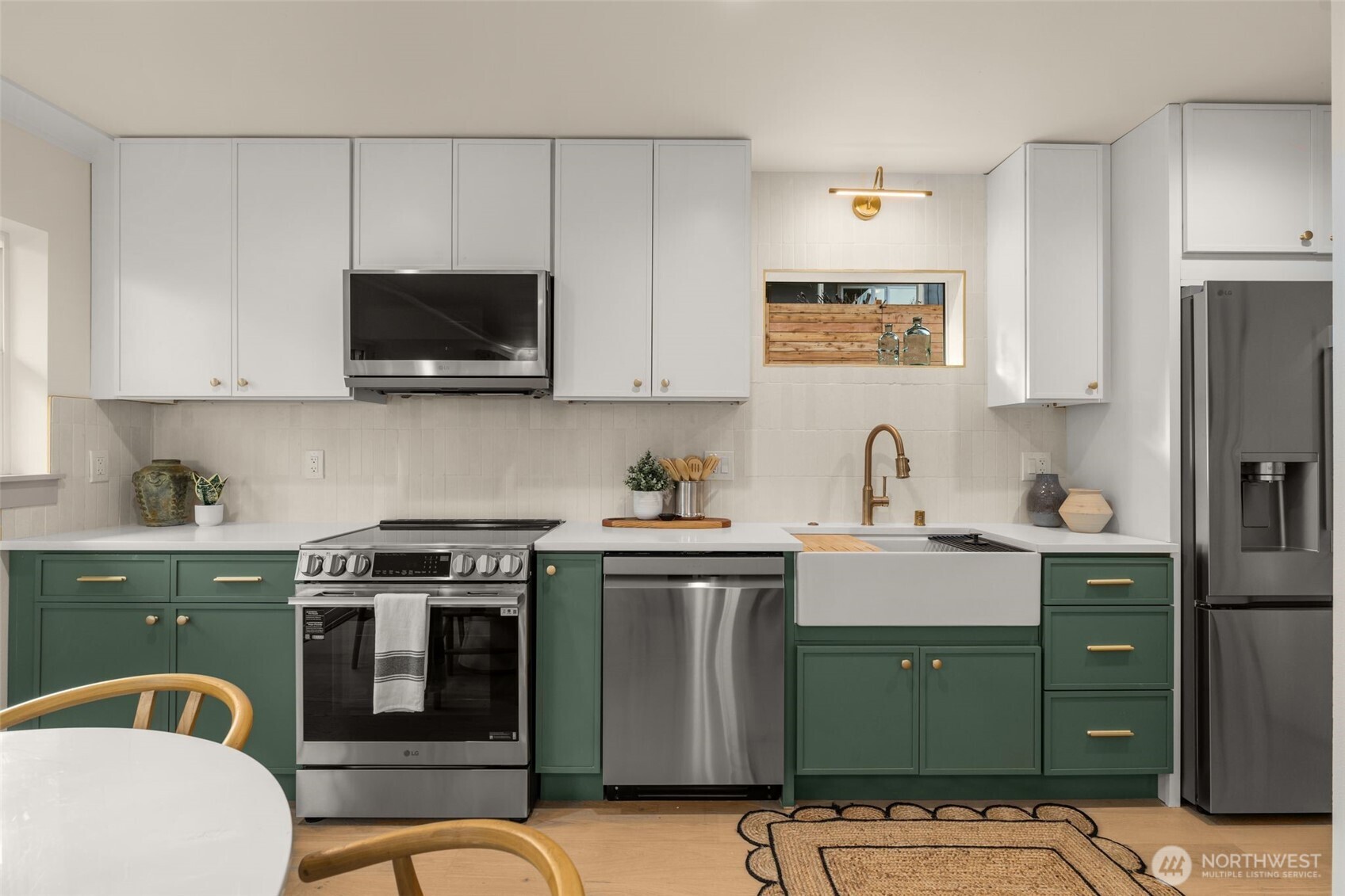 2330 17th Avenue South Seattle, WA 98144 - Photo 9 of 33