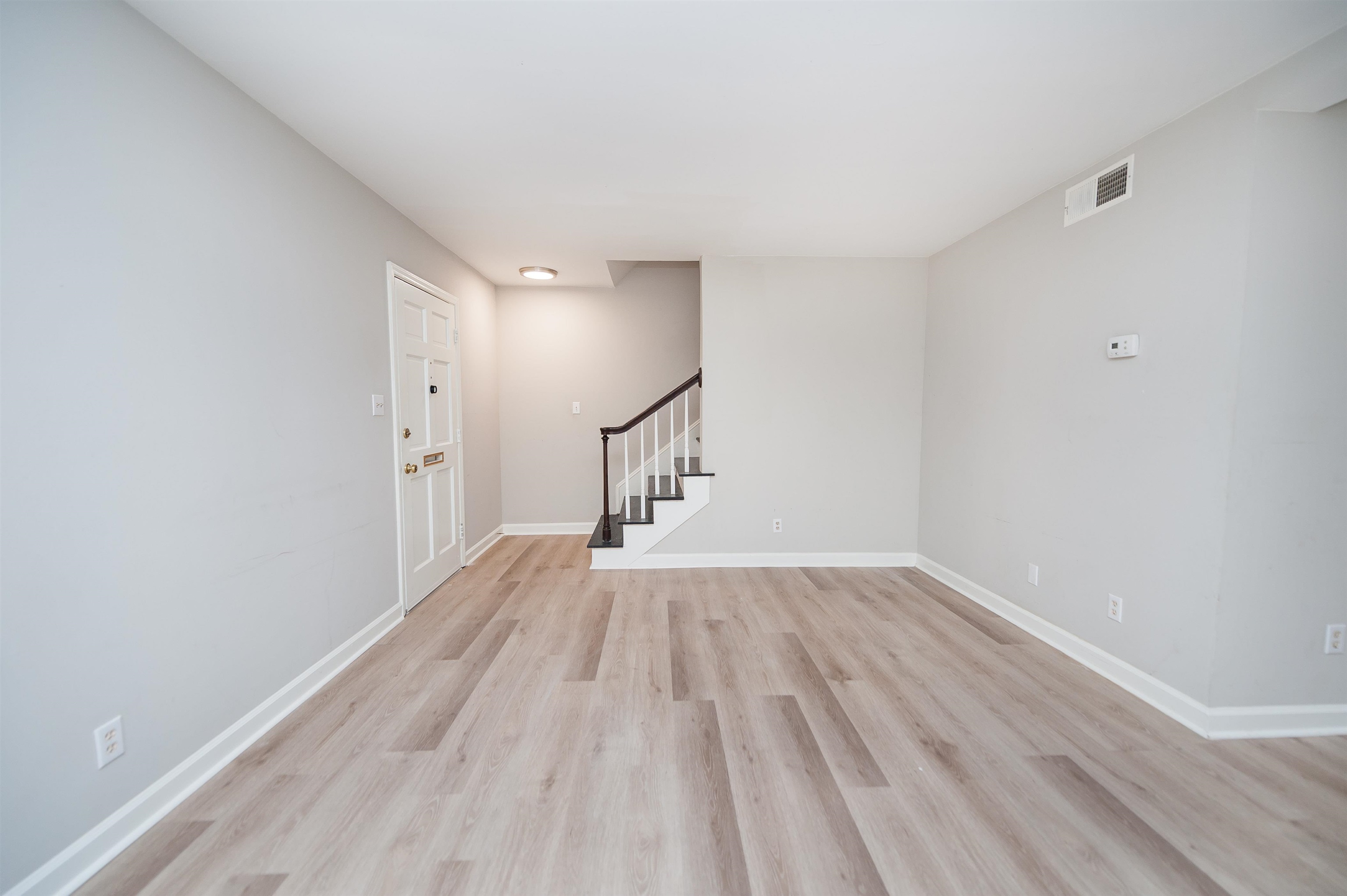 1466 B Dover Road Spartanburg, SC 29301 - Photo 2 of 30