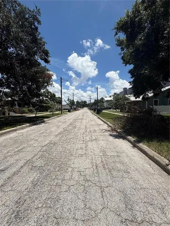 $2,870 | 114 West Amelia Avenue, Tampa, FL 33602