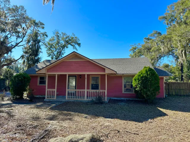 $1,600 | 645 Fort Frederick Circle, Port Royal, SC 29935