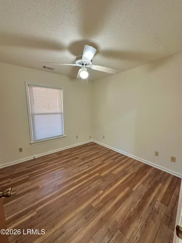 $1,600 | 645 Fort Frederick Circle, Port Royal, SC 29935