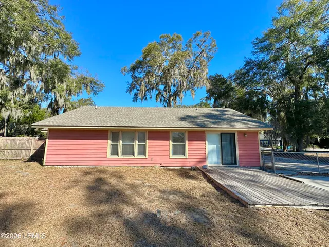 $1,600 | 645 Fort Frederick Circle, Port Royal, SC 29935