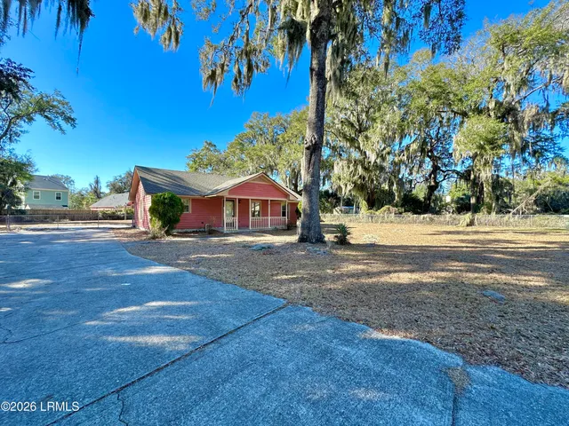 $1,600 | 645 Fort Frederick Circle, Port Royal, SC 29935