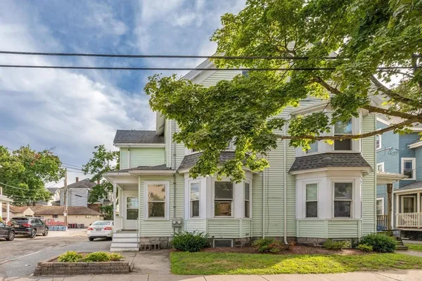 $4,450 | 109 Chestnut Street, Unit 109, Waltham, MA 02453