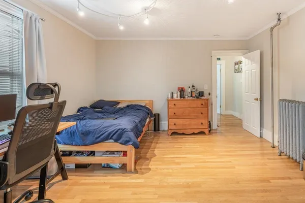 $4,450 | 109 Chestnut Street, Unit 109, Waltham, MA 02453