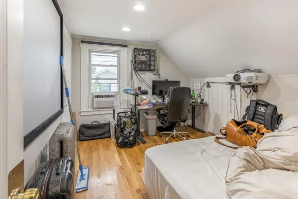$4,450 | 109 Chestnut Street, Unit 109, Waltham, MA 02453