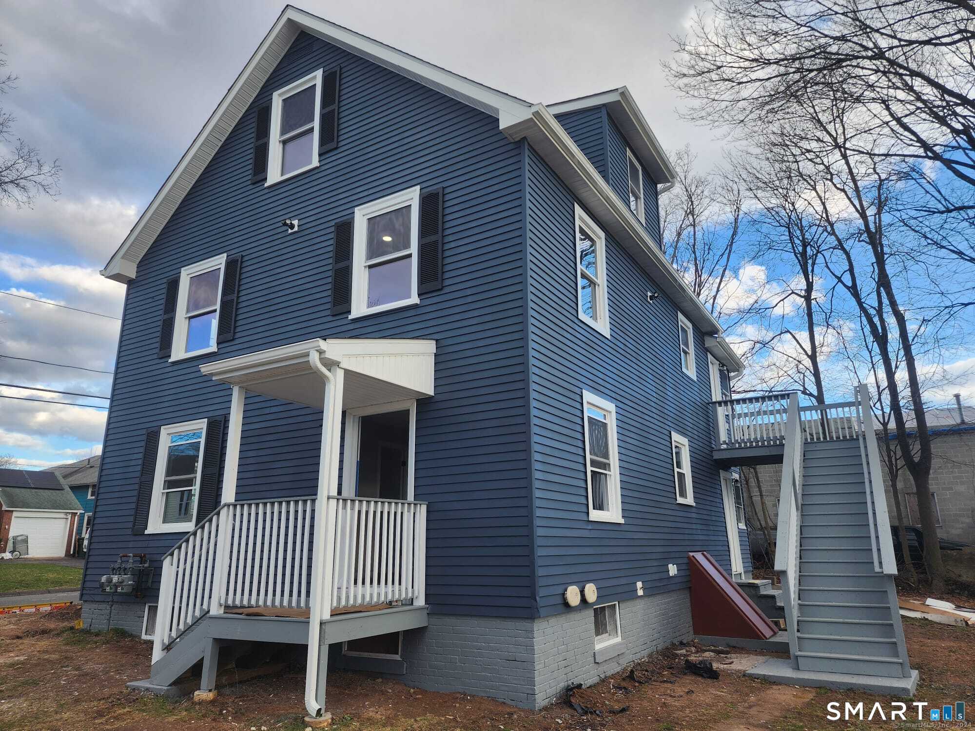 7 Walnut Street, Unit 1 Middletown, CT 06457 - Photo 2 of 10