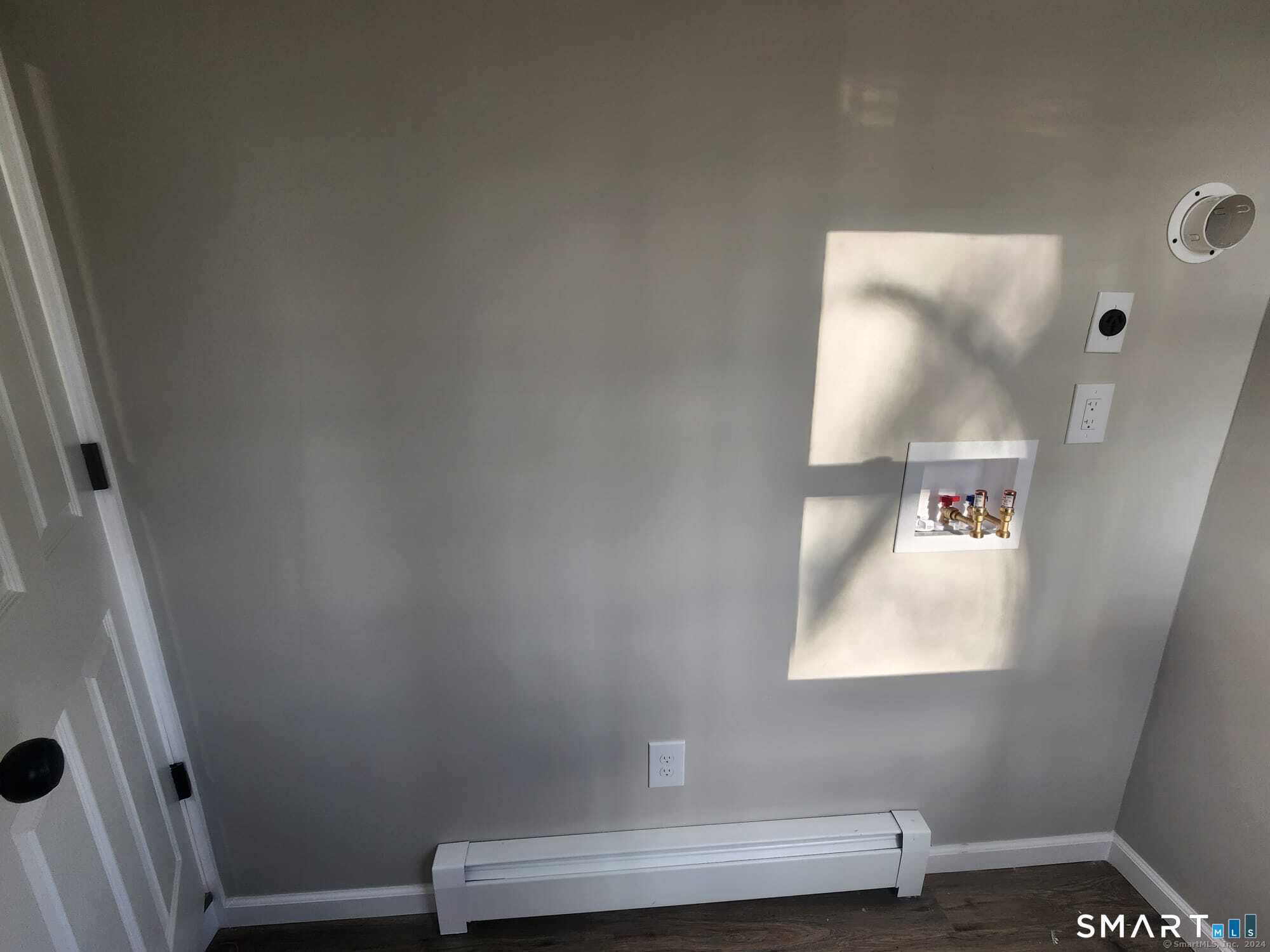 7 Walnut Street, Unit 1 Middletown, CT 06457 - Photo 10 of 10