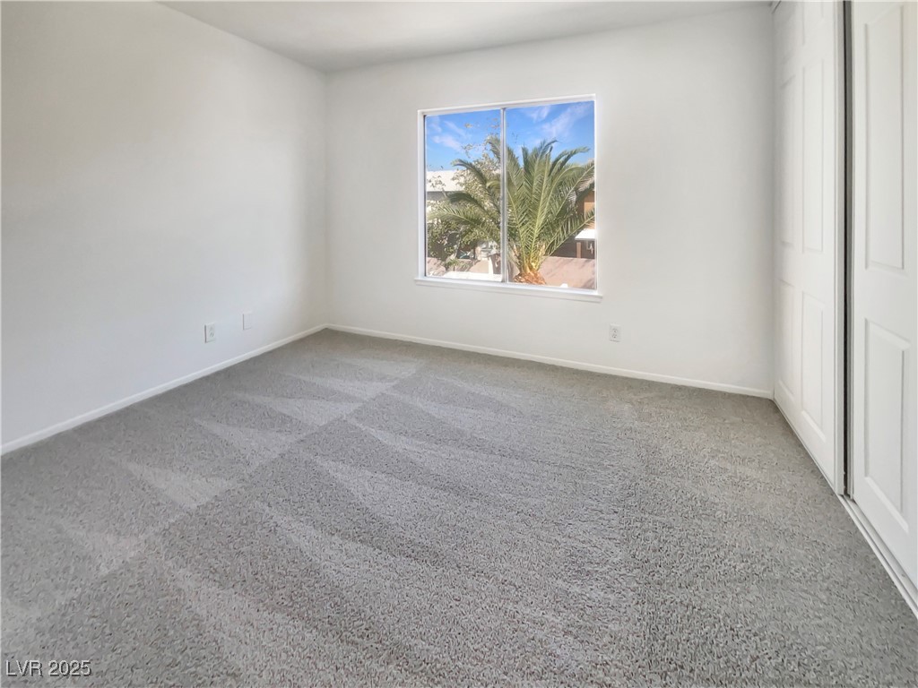 4870 Summerhill Road Las Vegas, NV 89121 - Photo 19 of 26