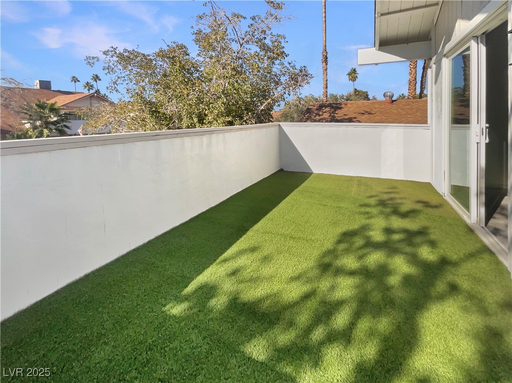 4870 Summerhill Road Las Vegas, NV 89121 - Photo 23 of 26