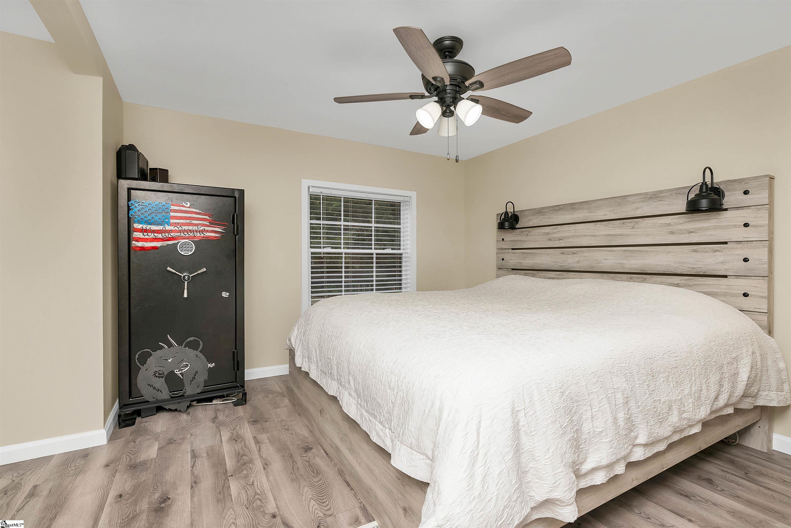 8451 Cross Anchor Road Enoree, SC 29335 - Photo 11 of 36