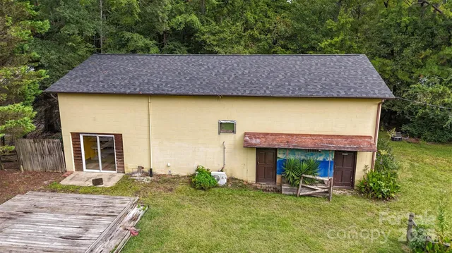 $275,000 | 5208 Hickory Grove Road, Mount Holly, NC 28120