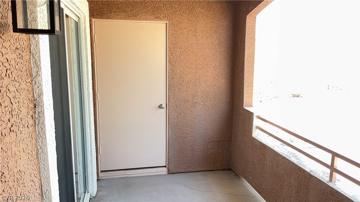 830 Carnegie Street, Unit 1024 Henderson, NV 89052 - Photo 25 of 27 View of balcony