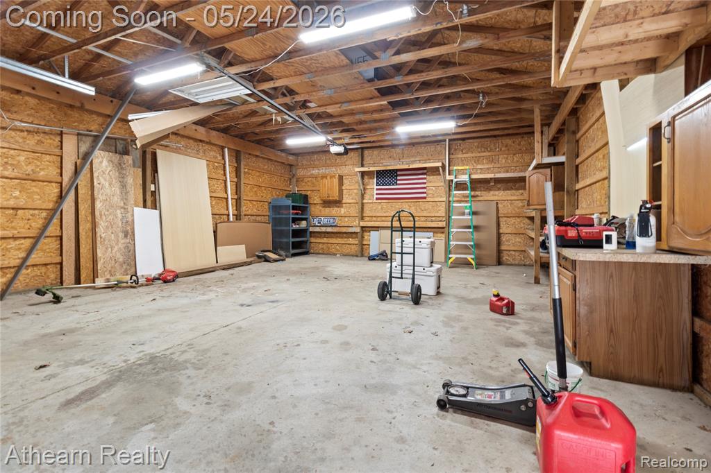 5460 North Henderson Road Davison, MI 48423 - Photo 25 of 33