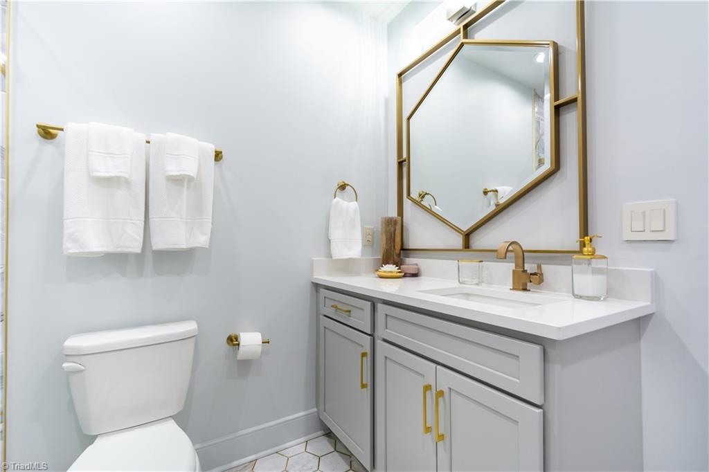 317 West High Avenue, Unit 15A High Point, NC 27260 - Photo 25 of 38