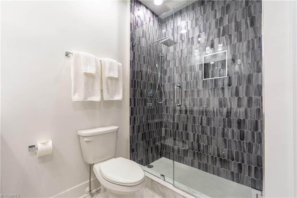 317 West High Avenue, Unit 15A High Point, NC 27260 - Photo 32 of 38