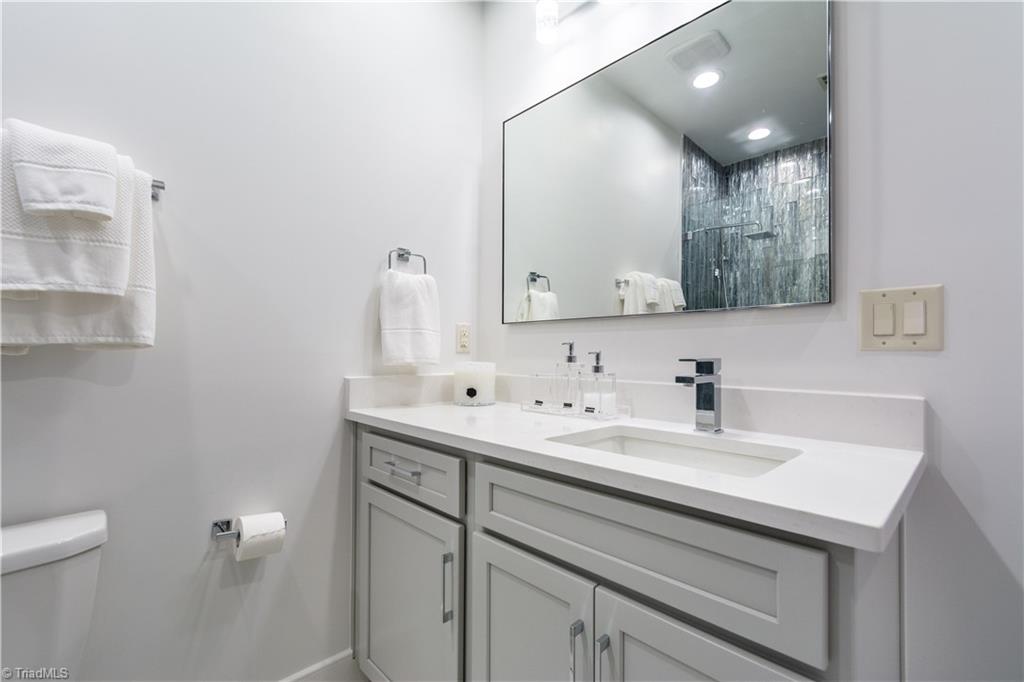 317 West High Avenue, Unit 15A High Point, NC 27260 - Photo 37 of 38