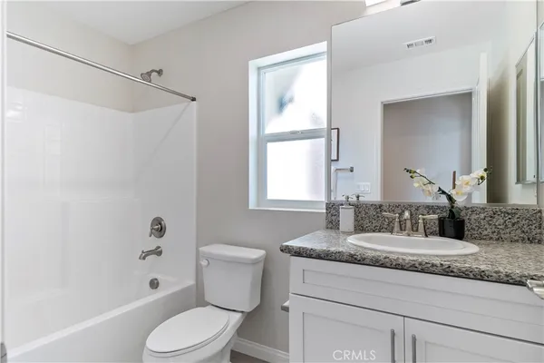 $3,500 | 961 East Phillips Boulevard, Unit 1, Pomona, CA 91766