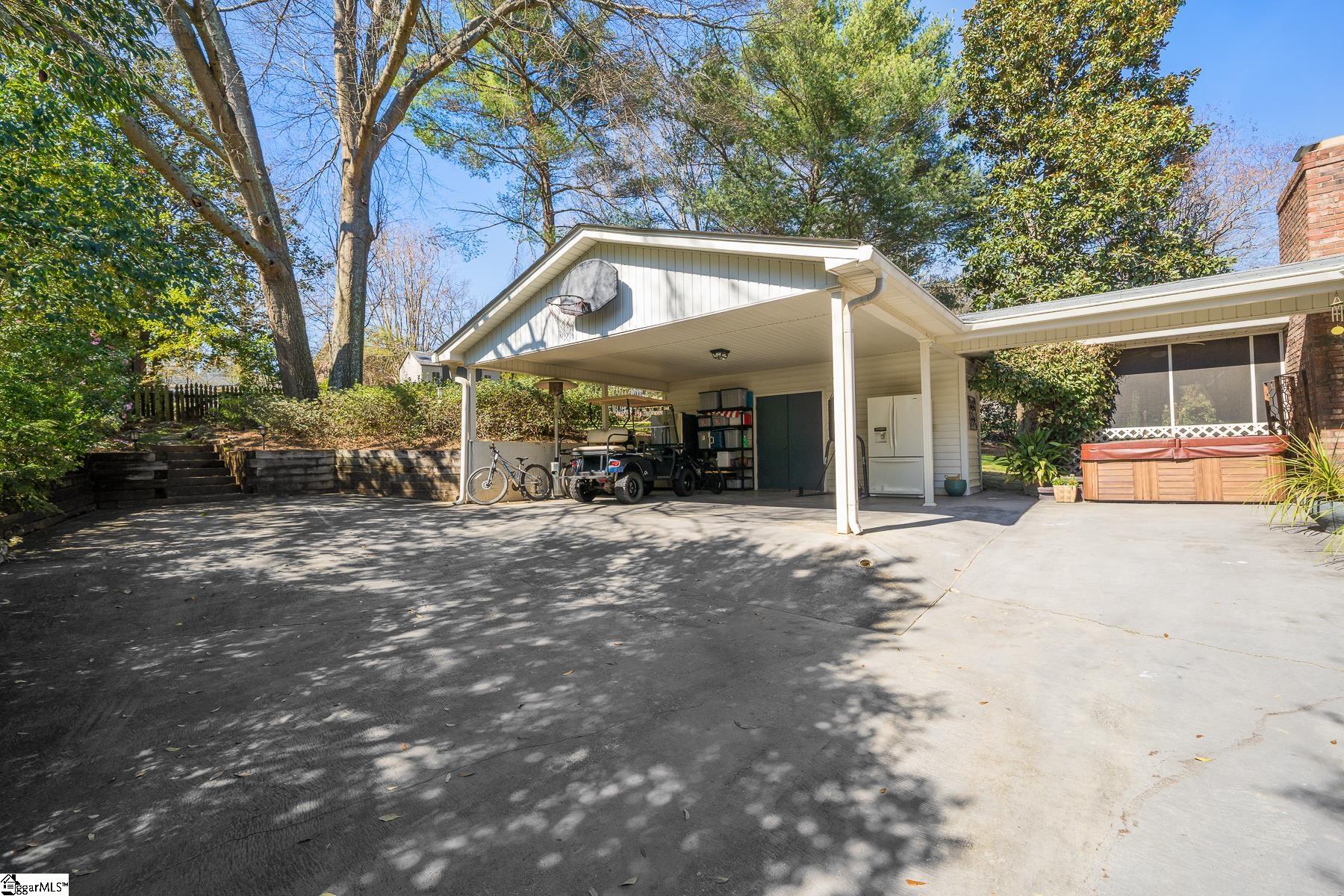 123 Shallowford Road Greenville, SC 29607 - Photo 23 of 24