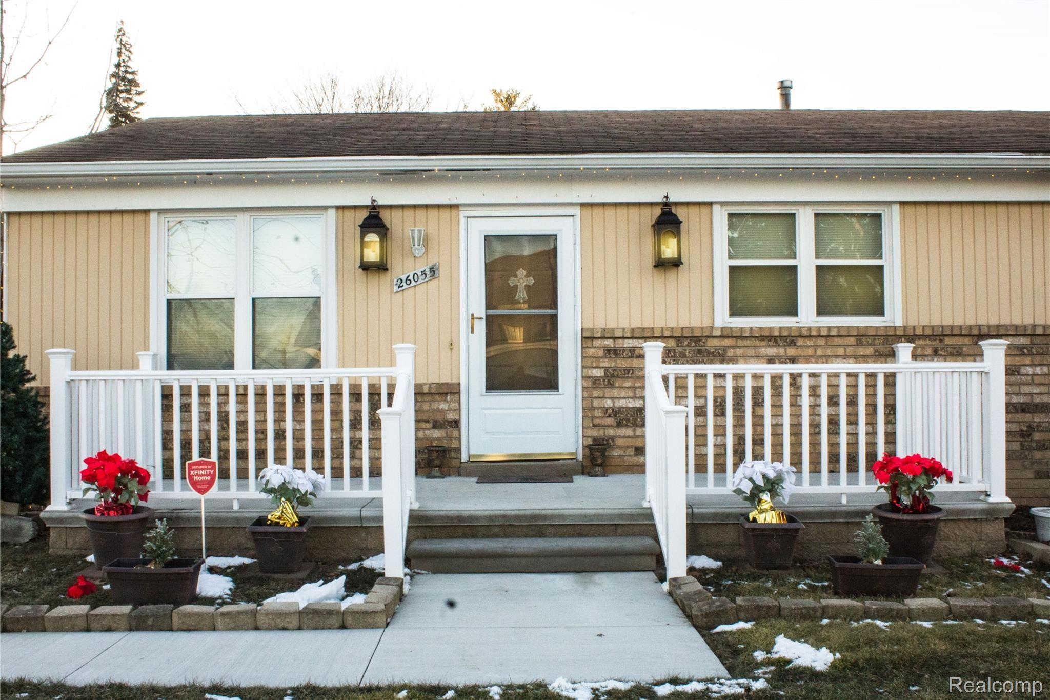 26055 Schoenherr Road Warren, MI 48089 - Photo 2 of 35 2.jpg