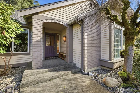 $850,000 | 7223 65th Avenue West, Lakewood, WA 98499