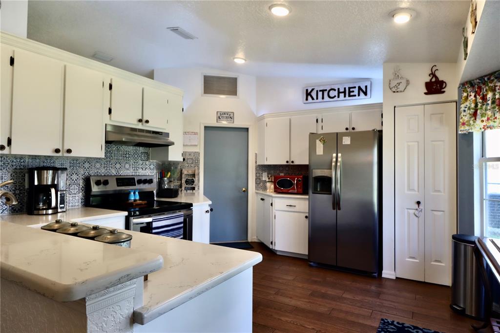 8565 Southwest 108th Pl Road Ocala, FL 34481 - Photo 11 of 45 Gallery Image 11